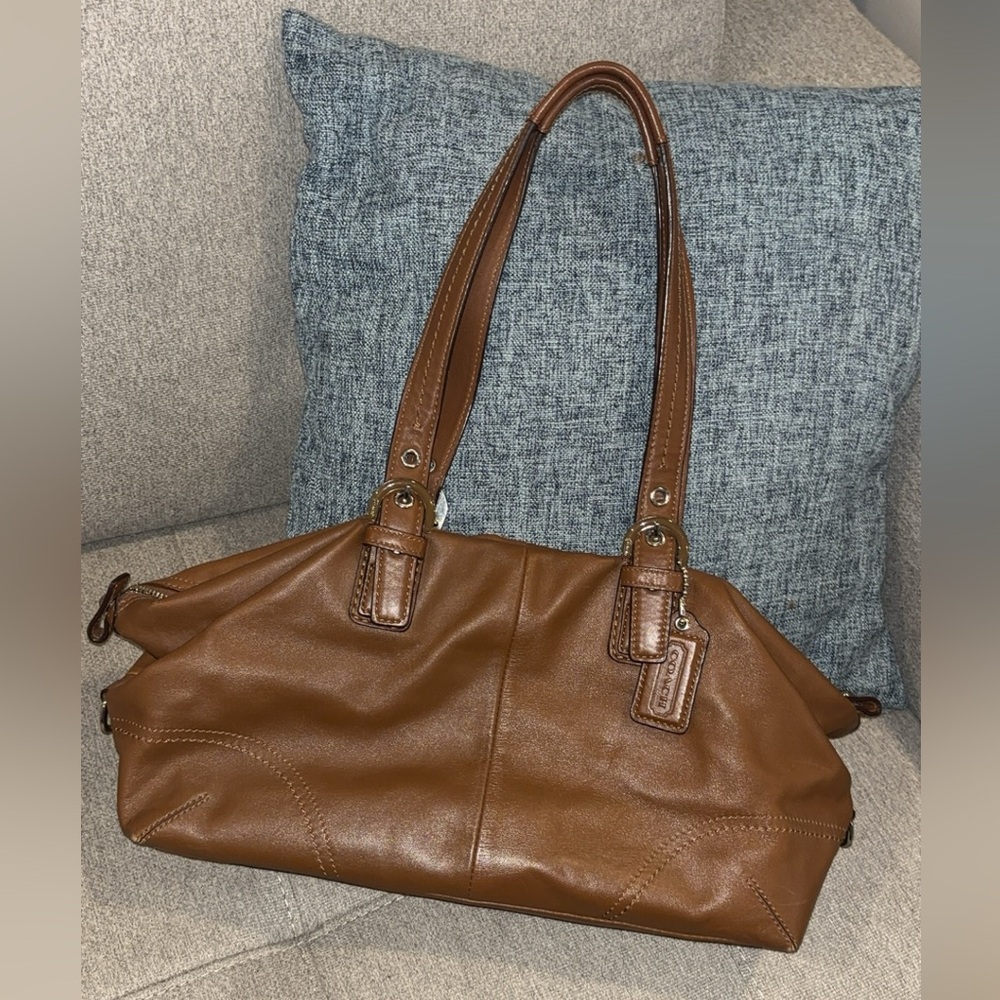 Coach Brown leather shoulder bag